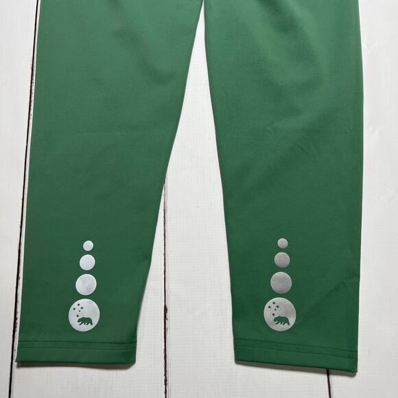NWOT MALO Republic On the Run 7/8 Tights SIZE M Sagebrush Green Yoga Pants NEW - Picture 12 of 15